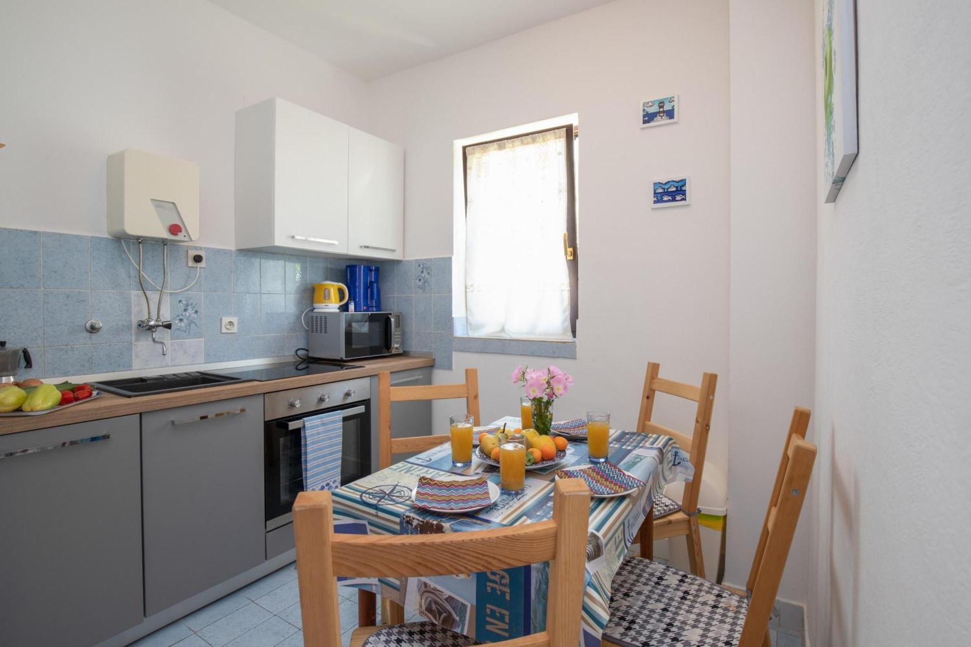 Apartments Brankica Island - Happy Rentals Vantacici Ngoại thất bức ảnh