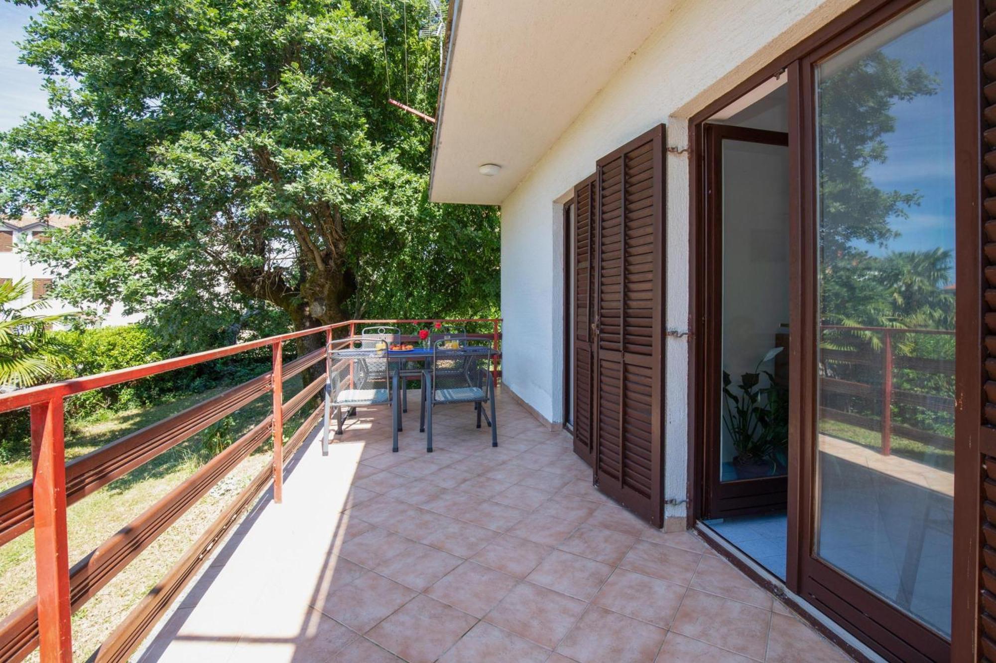 Apartments Brankica Island - Happy Rentals Vantacici Ngoại thất bức ảnh