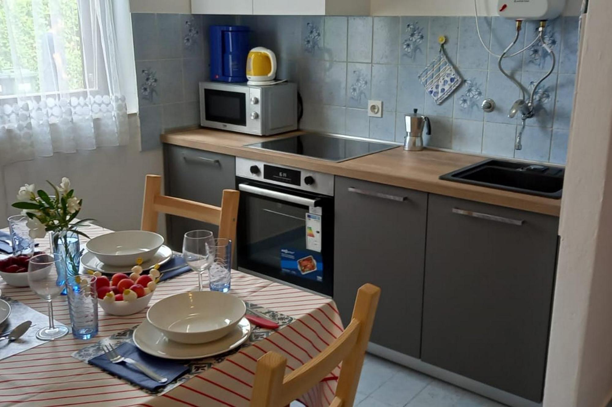 Apartments Brankica Island - Happy Rentals Vantacici Ngoại thất bức ảnh