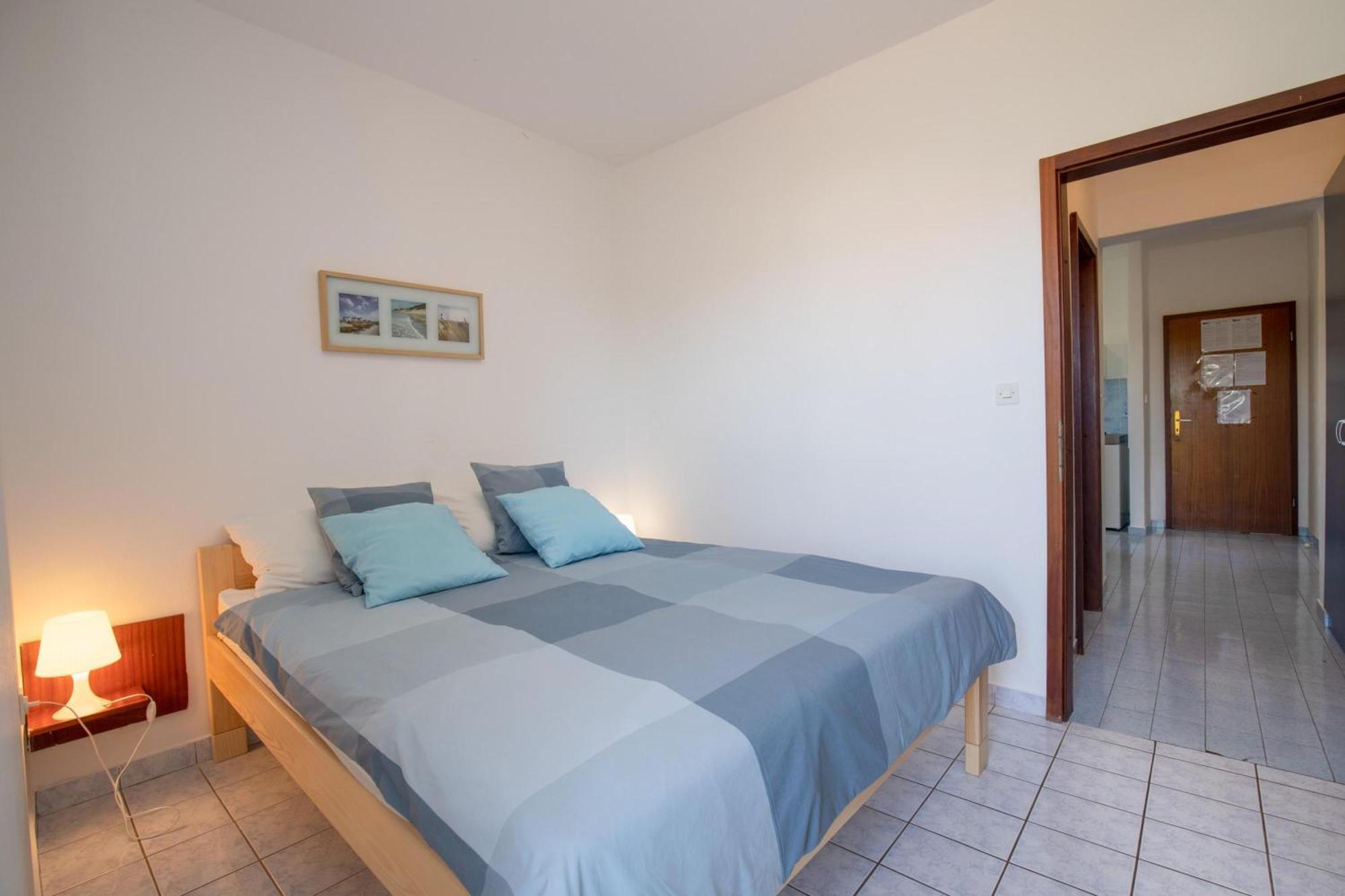 Apartments Brankica Island - Happy Rentals Vantacici Ngoại thất bức ảnh